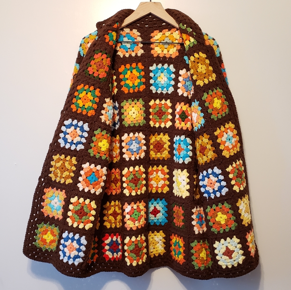 š„VINTAGE | Grandma's Hand-Crocheted Jacket 1970s - Picture 3 of 16